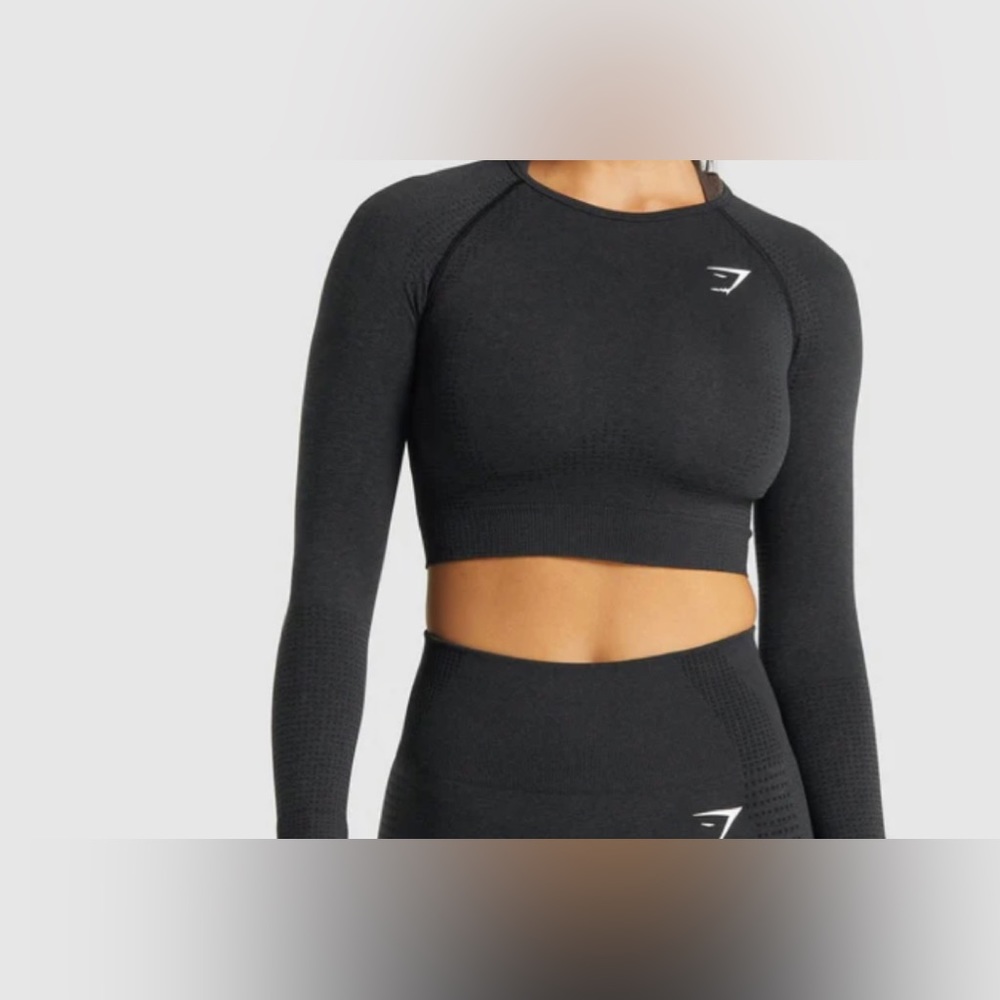 Gym shark work out top